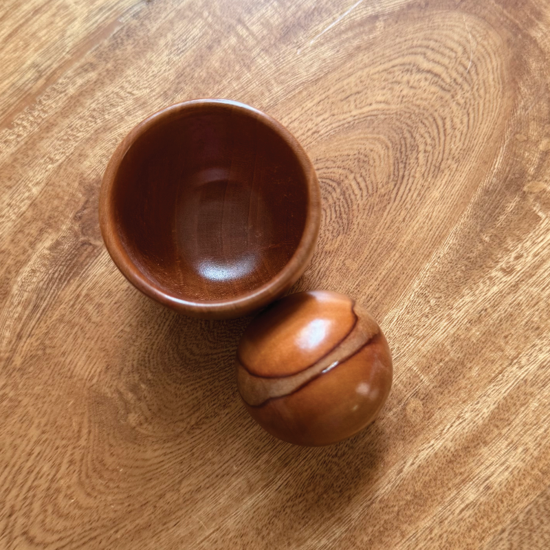 Taza con pelota